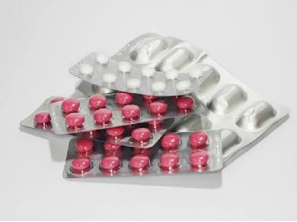 “Berobat ke Rumah Sakit, Tapi Obatnya Kosong? Rasanya Kayak Ke Restoran, Disuruh Masak Sendiri.”